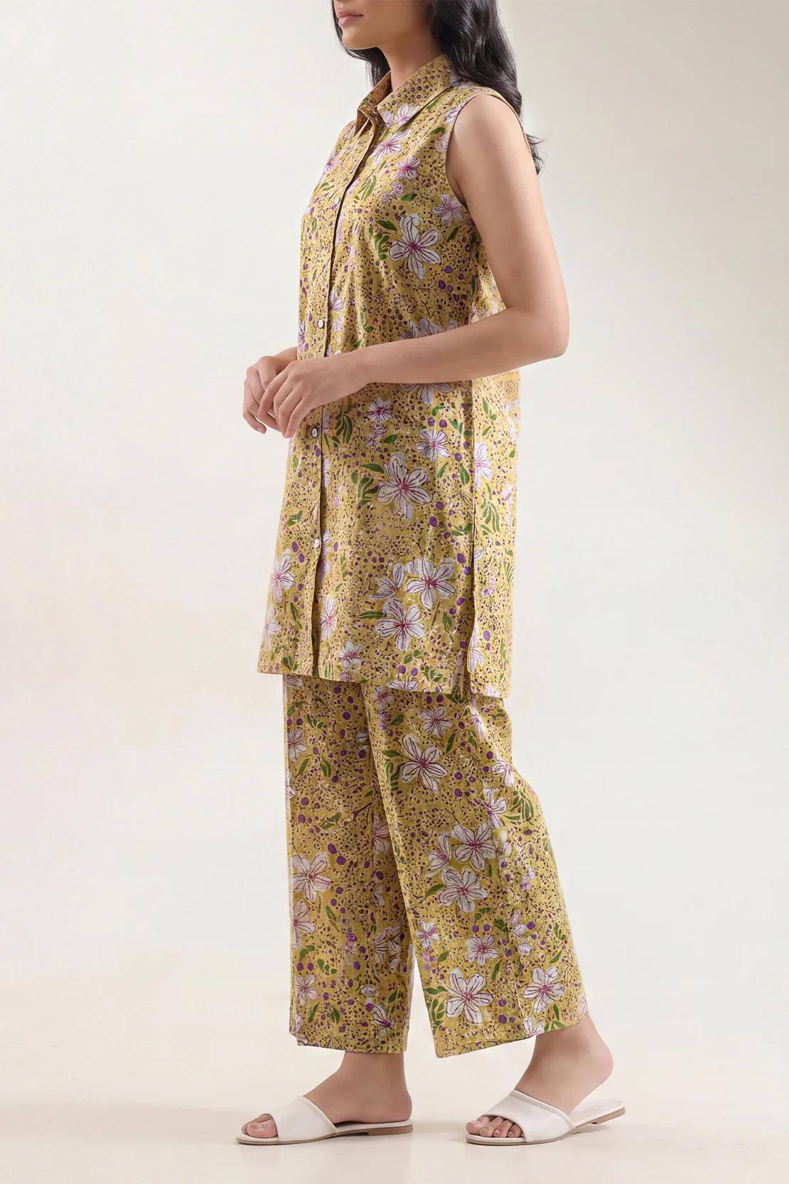 printed khaddar suit 2pc printed khaddar suit 2pc