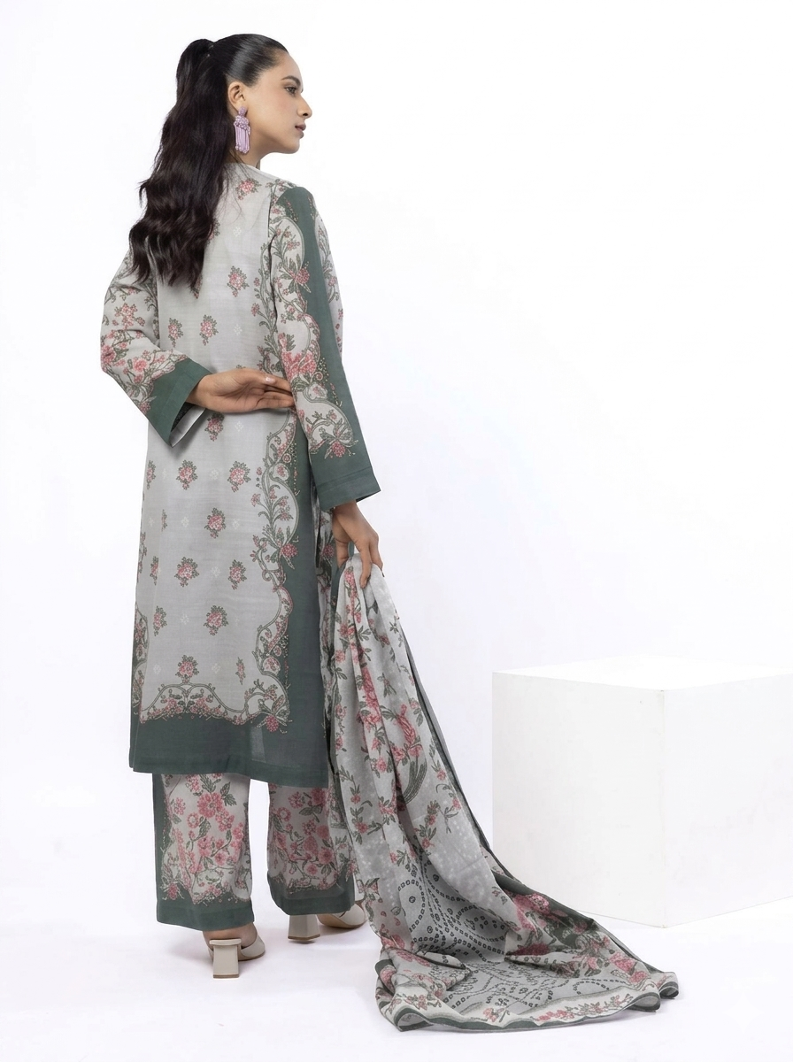 pret embroidered light khaddar suit – 3 piece